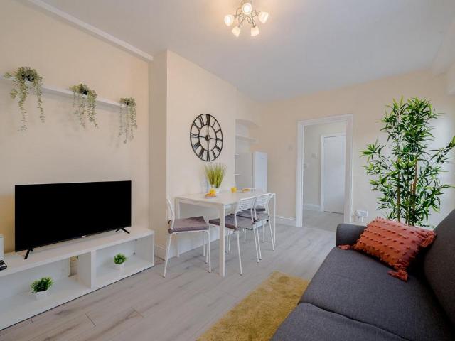 Flat for rent in West Norwood, Isle Of Man