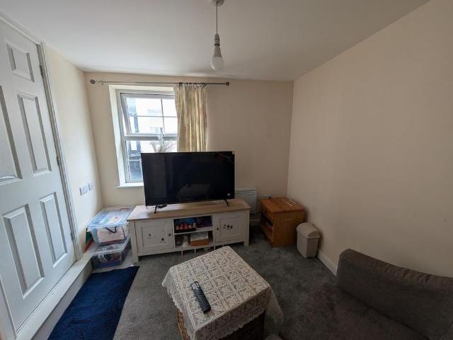 Apartment for rent in Ewens Farm, Golden Valley