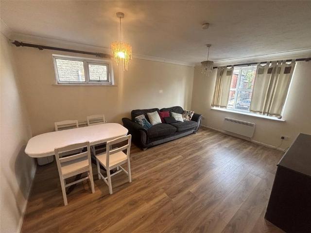 Apartment for rent in Rodbourne, Swindon