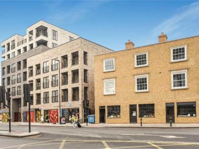 Flat for rent in Greater London