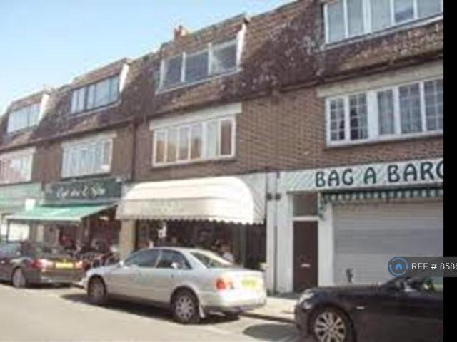 Flat for rent in Well Hall, Greater London