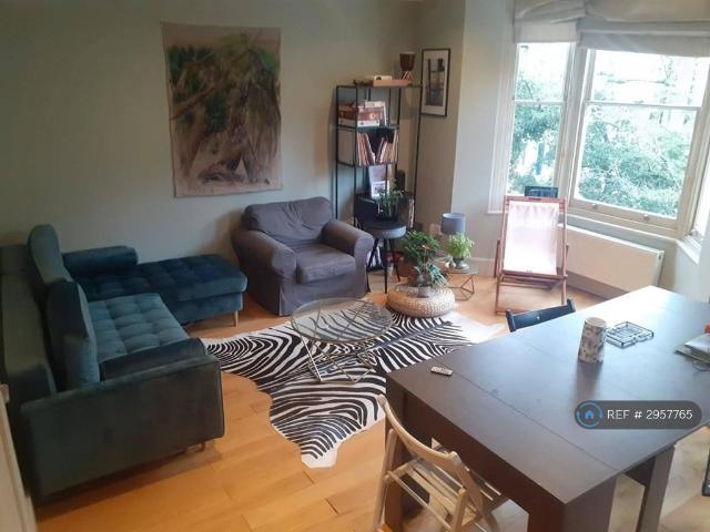 Flat for rent in Brixton, Greater London