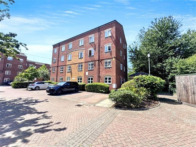 Flat for rent in Stratford Marsh, Greater London