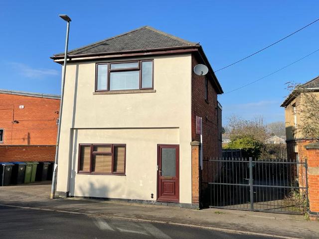 Flat for rent in Stanford On Avon, Leicestershire