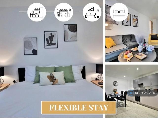 Flat for rent in Salford Quays, Salford