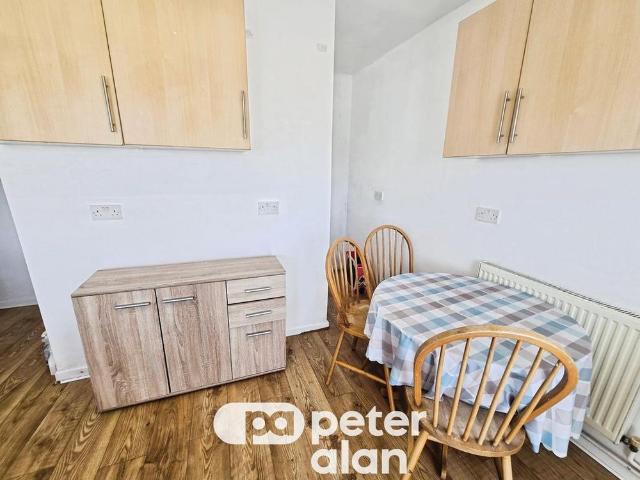 Apartment for rent in Mount Pleasant, Nangreaves