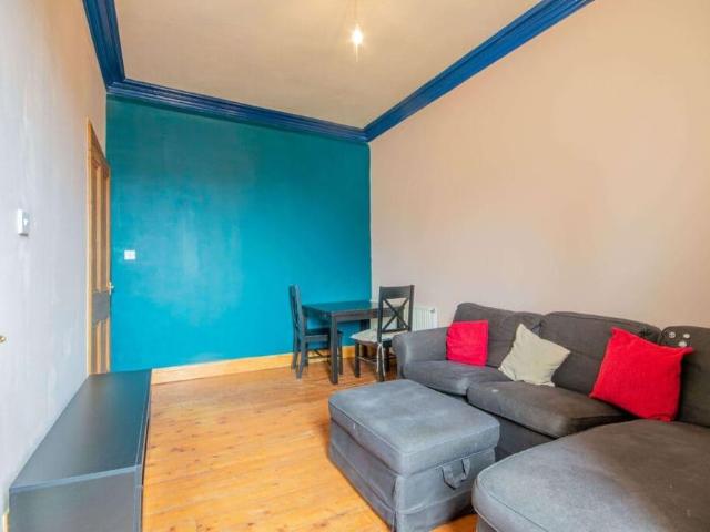 Apartment for rent in Hillside, Leith