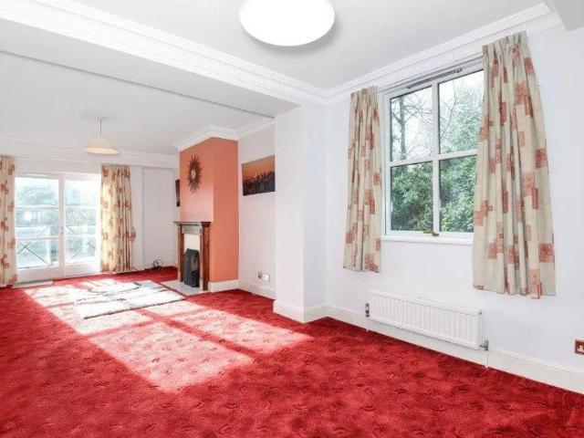 Apartment for rent in Greater London