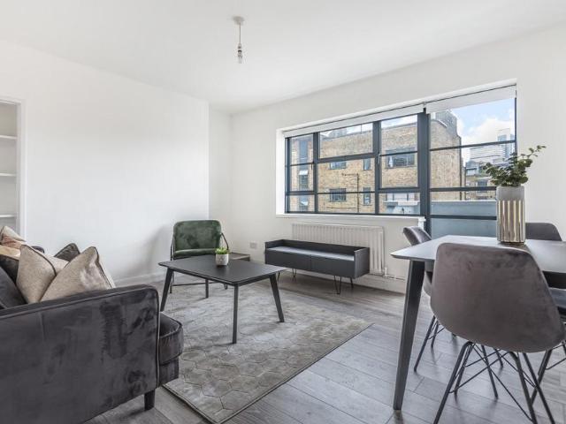 Flat for rent in The Borough, Greater London
