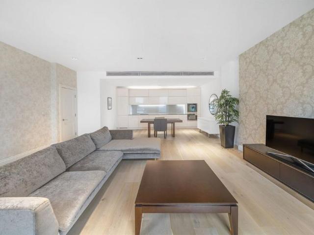Apartment for rent in Marylebone, Greater London