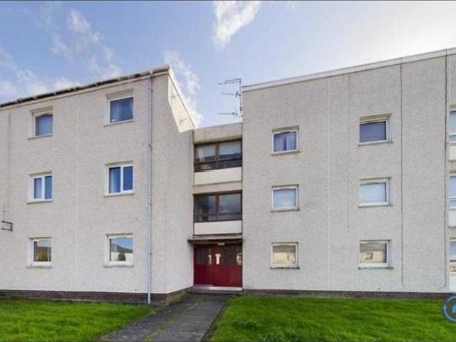 Flat for rent in Thornliebank, Scotland