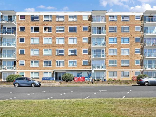 Flat for rent in Central, Heathlands