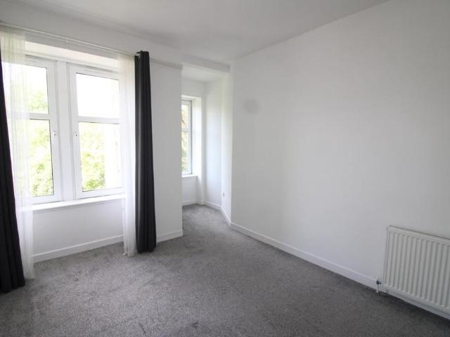 Apartment for rent in Carriagehill, Glenburn