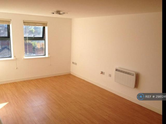 Apartment for rent in Rodbourne, Swindon