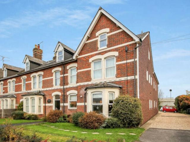 Apartment for rent in Bolton Low Houses, Hampshire