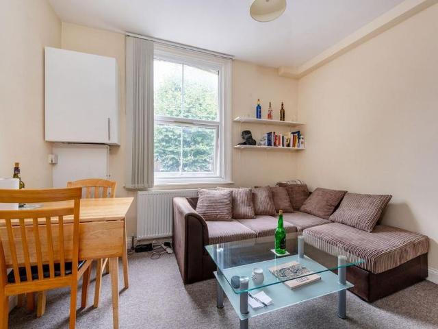 Apartment for rent in London Borough of Hammersmith and Fulham, Greater London