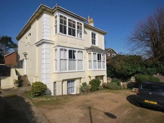 Flat for rent in St James, Sandown Park