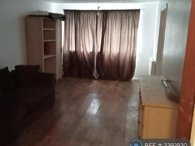Apartment for rent in Farley Hill, Luton
