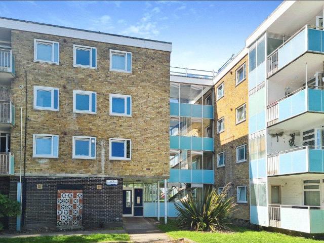 Flat for rent in Thornhill, City Of Southampton
