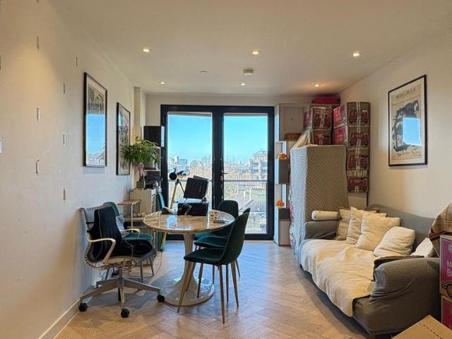 Flat for rent in St. George in the East, Wapping