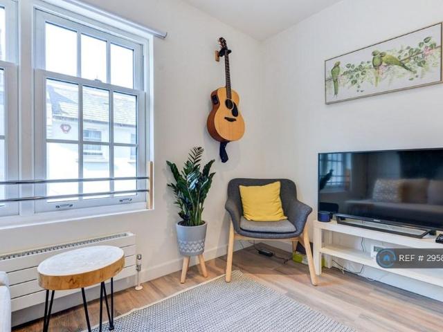 Apartment for rent in Round Hill, Brighton & Hove