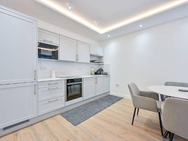 Flat for rent in London Borough of Ealing, Hanwell