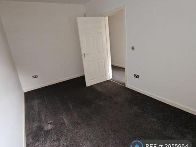 Apartment for rent in Willowfield, Sowerby Bridge