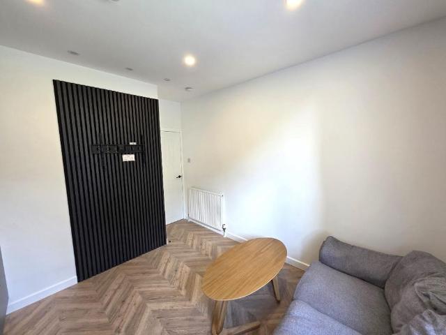 Apartment for rent in Ashgrove, Ballindoch