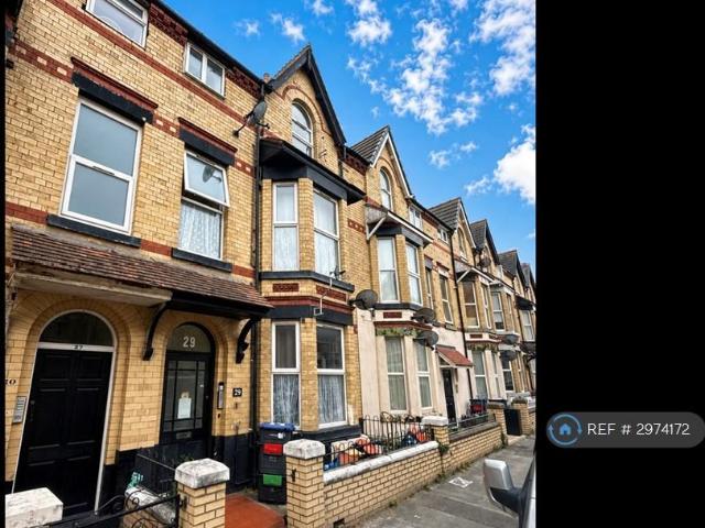 Flat for rent in Rhyl, Wales