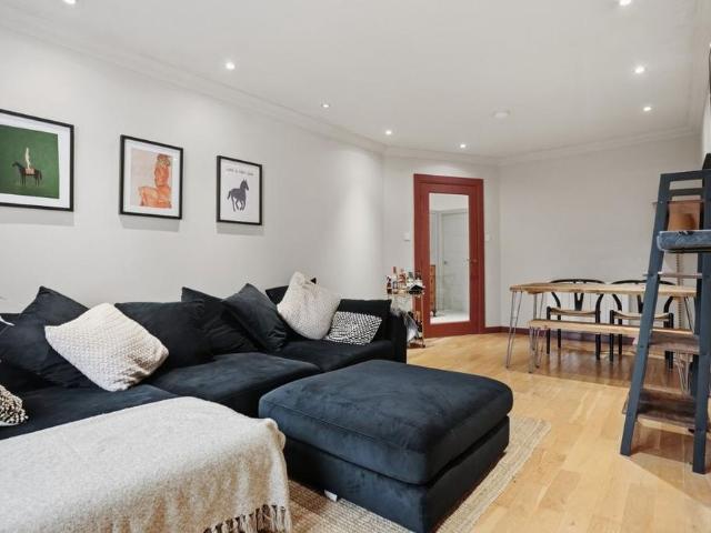 Apartment for rent in Murieston, City of Edinburgh