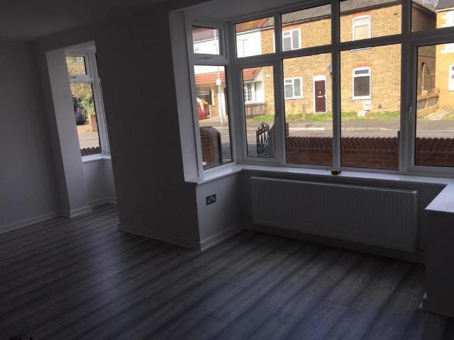 Apartment for rent in London Borough of Havering, Greater London