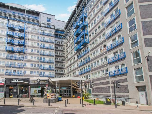 Flat for rent in Callis Yard, Greater London