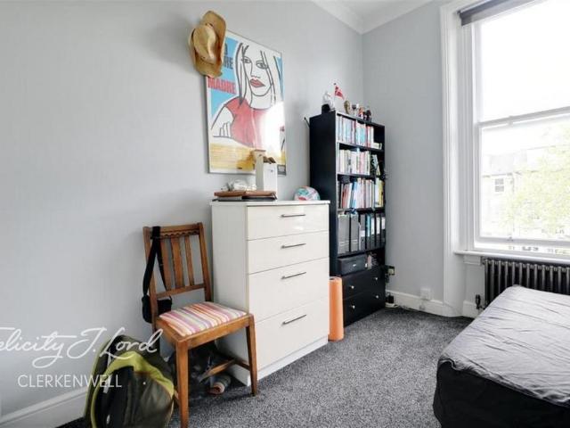 Apartment for rent in Highbury, Greater London