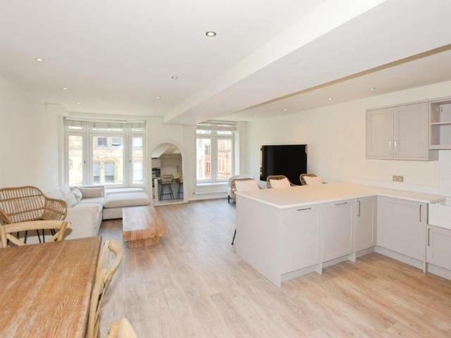 Flat for rent in City Centre, Georgia