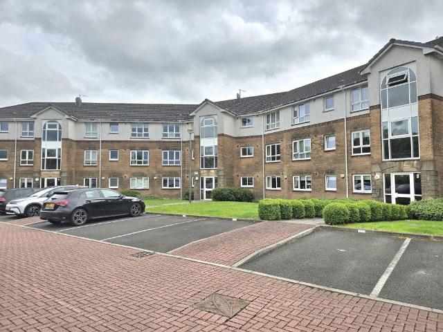 Flat for rent in Bonhill, Scotland