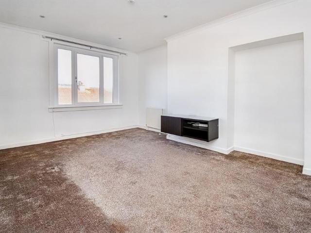 Apartment for rent in South Barrwood, Kilsyth