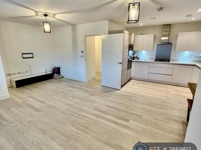 Apartment for rent in Castle Hill, Monks Orchard