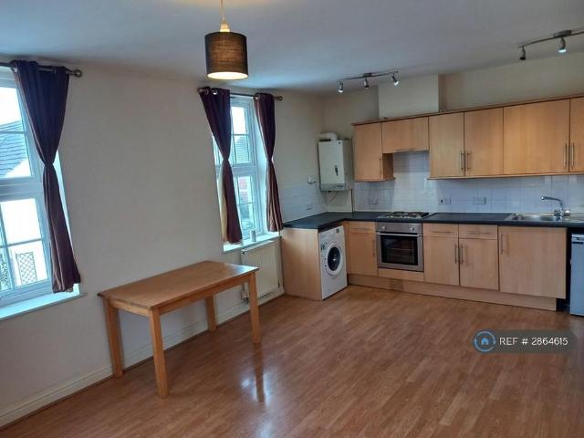 Apartment for rent in St James, Sandown Park