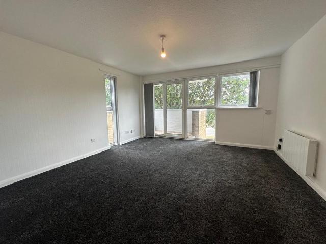 Apartment for rent in Tollbar End, West Midlands