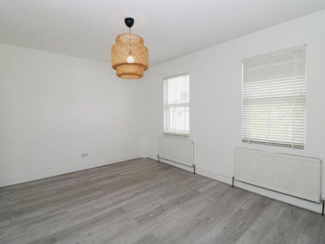 Apartment for rent in London Borough of Bromley, Greater London