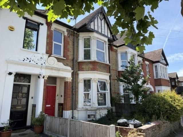 Flat for rent in Alton Barnes, Essex