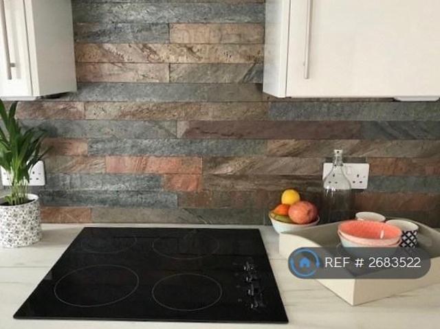 Flat for rent in St James, Sandown Park