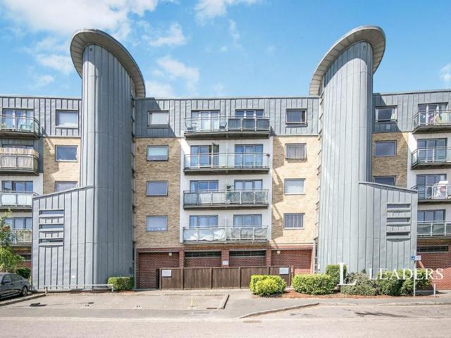 Flat for rent in Key Street, Suffolk