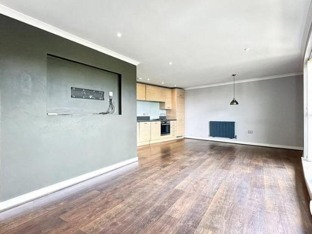 Apartment for rent in Swanscombe and Greenhithe, Monks Orchard