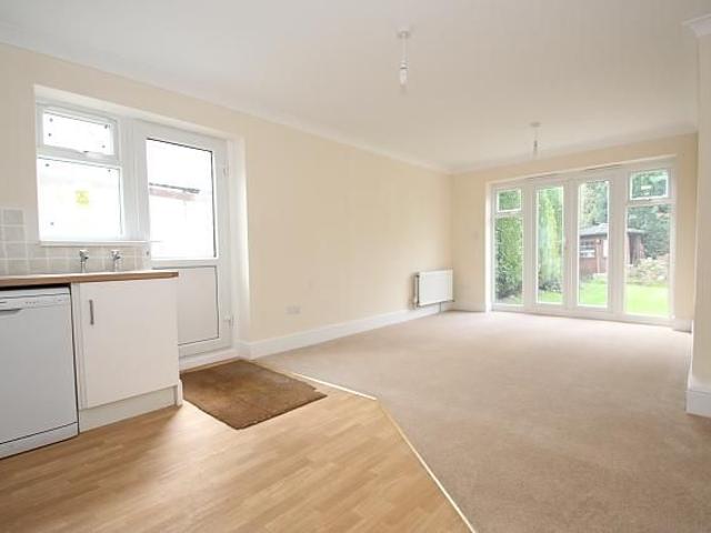 Apartment for rent in Westfield, Woking