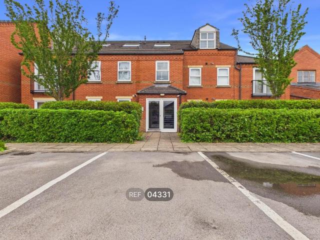 Flat for rent in Lady Bay, Barton In Fabis