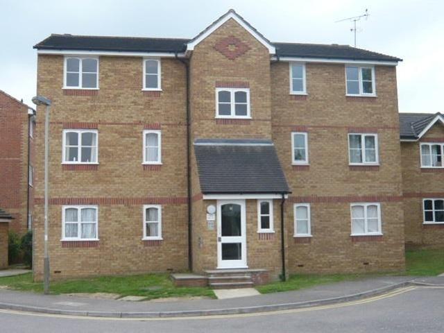 Apartment for rent in Lower Feltham, Greater London