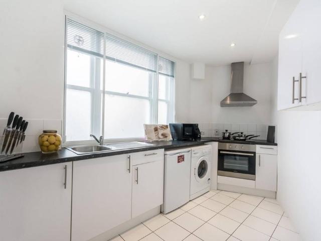 Flat for rent in Mayfair, Isle Of Man