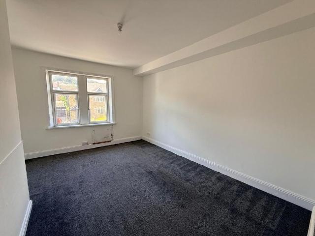Apartment for rent in Baildon, West Yorkshire