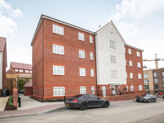Flat for rent in Spring Park, Luton